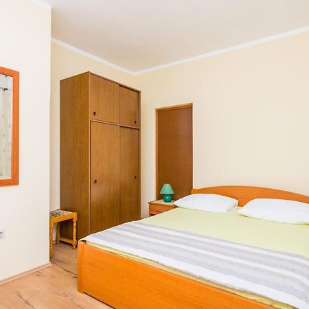 Apartments Violic Затон Екстер'єр фото