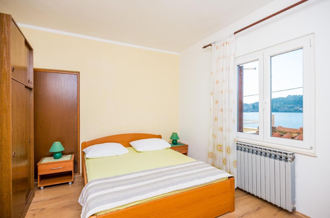 Apartments Violic Затон Екстер'єр фото