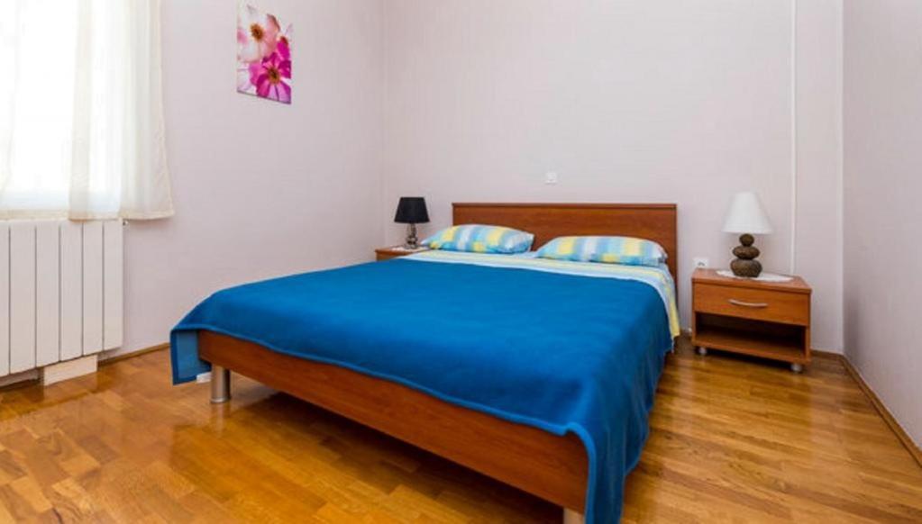 Apartments Violic Затон Екстер'єр фото