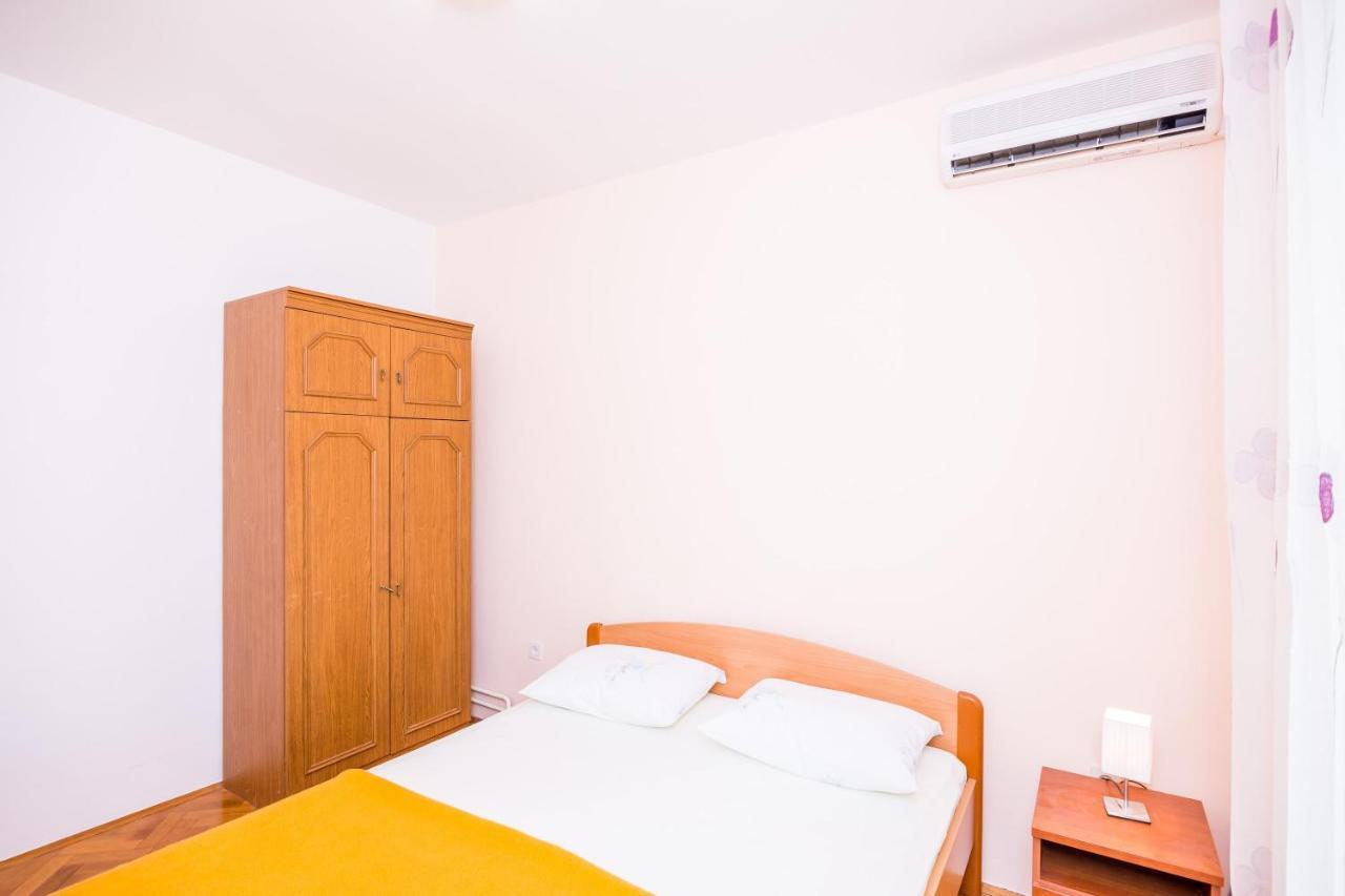 Apartments Violic Затон Екстер'єр фото