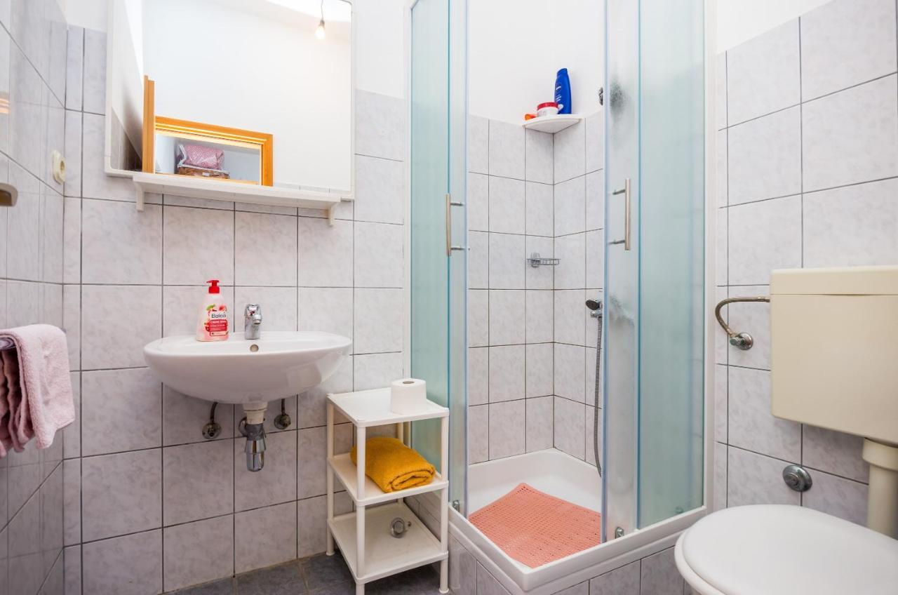 Apartments Violic Затон Екстер'єр фото